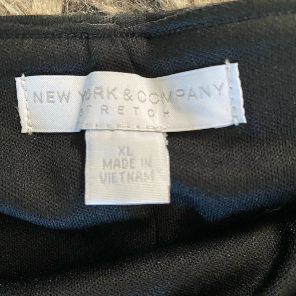 NY&CO XL Elegant Black Pencil Skirt Like new - Picture 2 of 5